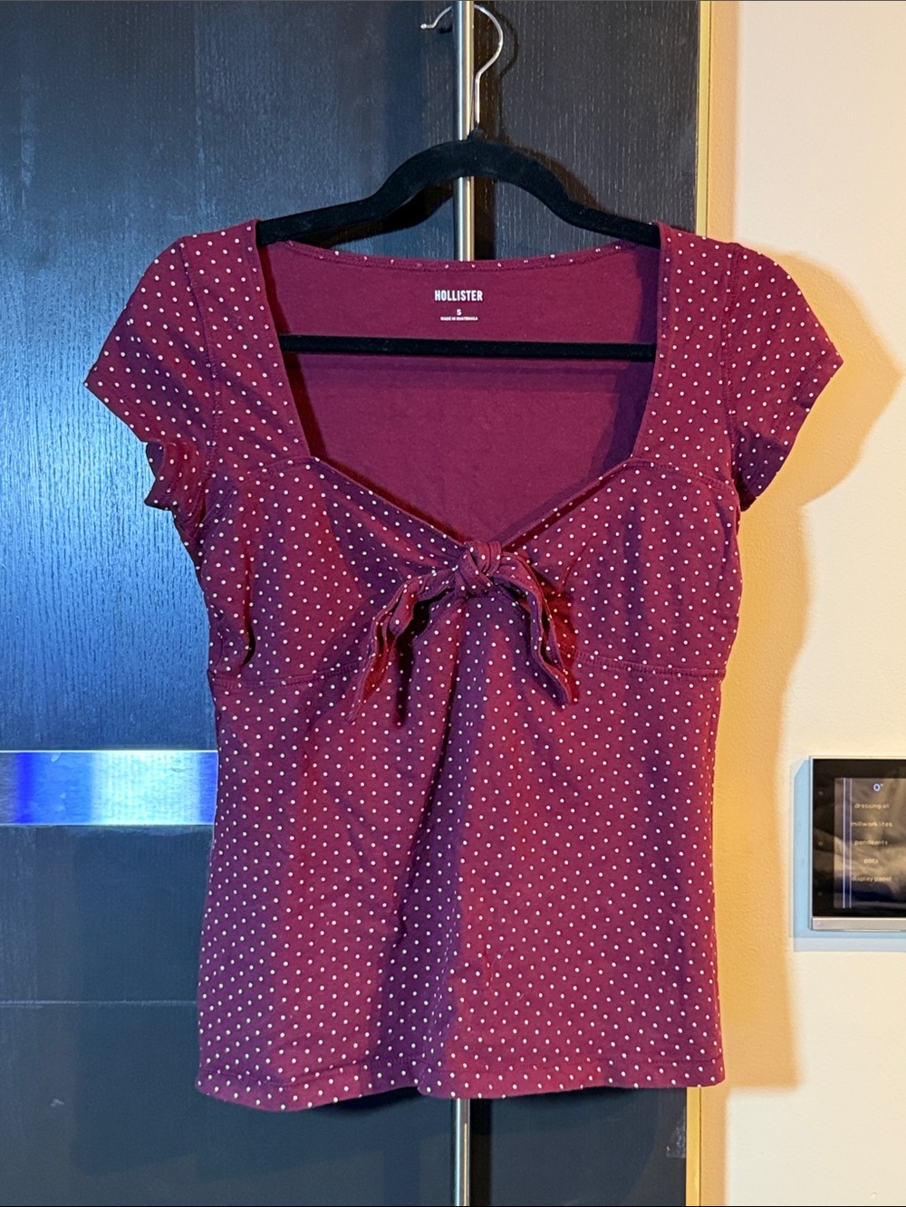 Hollister Burgundy Polka Dot Tie-Front Short Sleeve Top